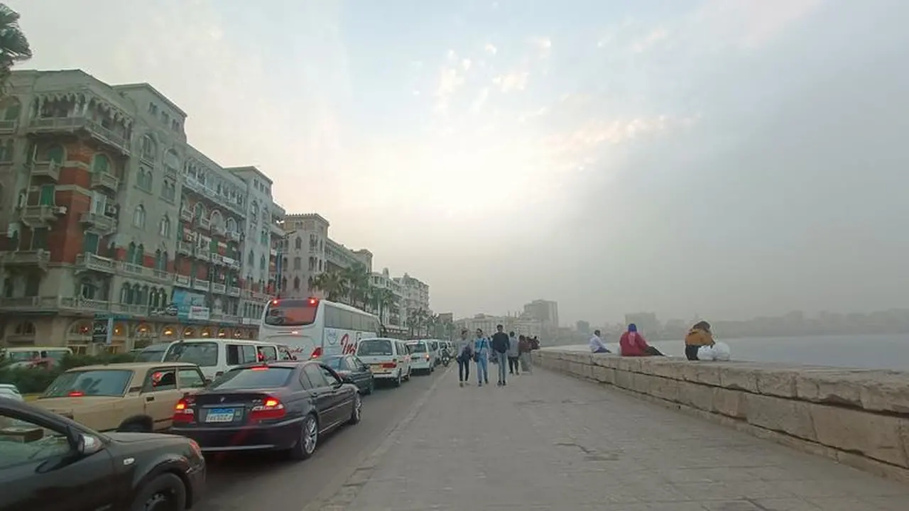 تقلبات جوية.. الأرصاد تحذر من نشاط الرياح والأتربة العالقة بداية من الجمعة